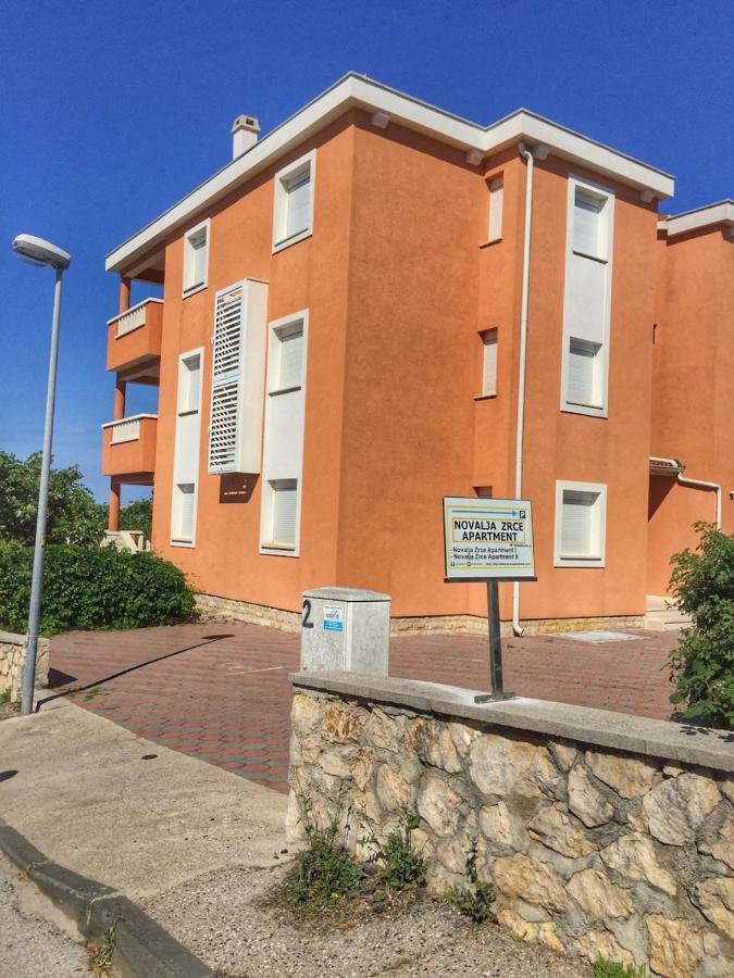 Novalja Zrce Apartment Exterior photo